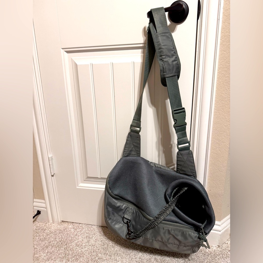 Top Paw Dog carrying sling